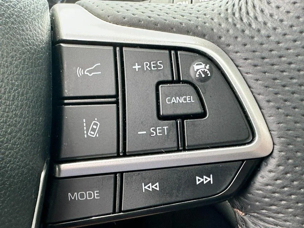 Used 2026  Toyota Platinum image 27