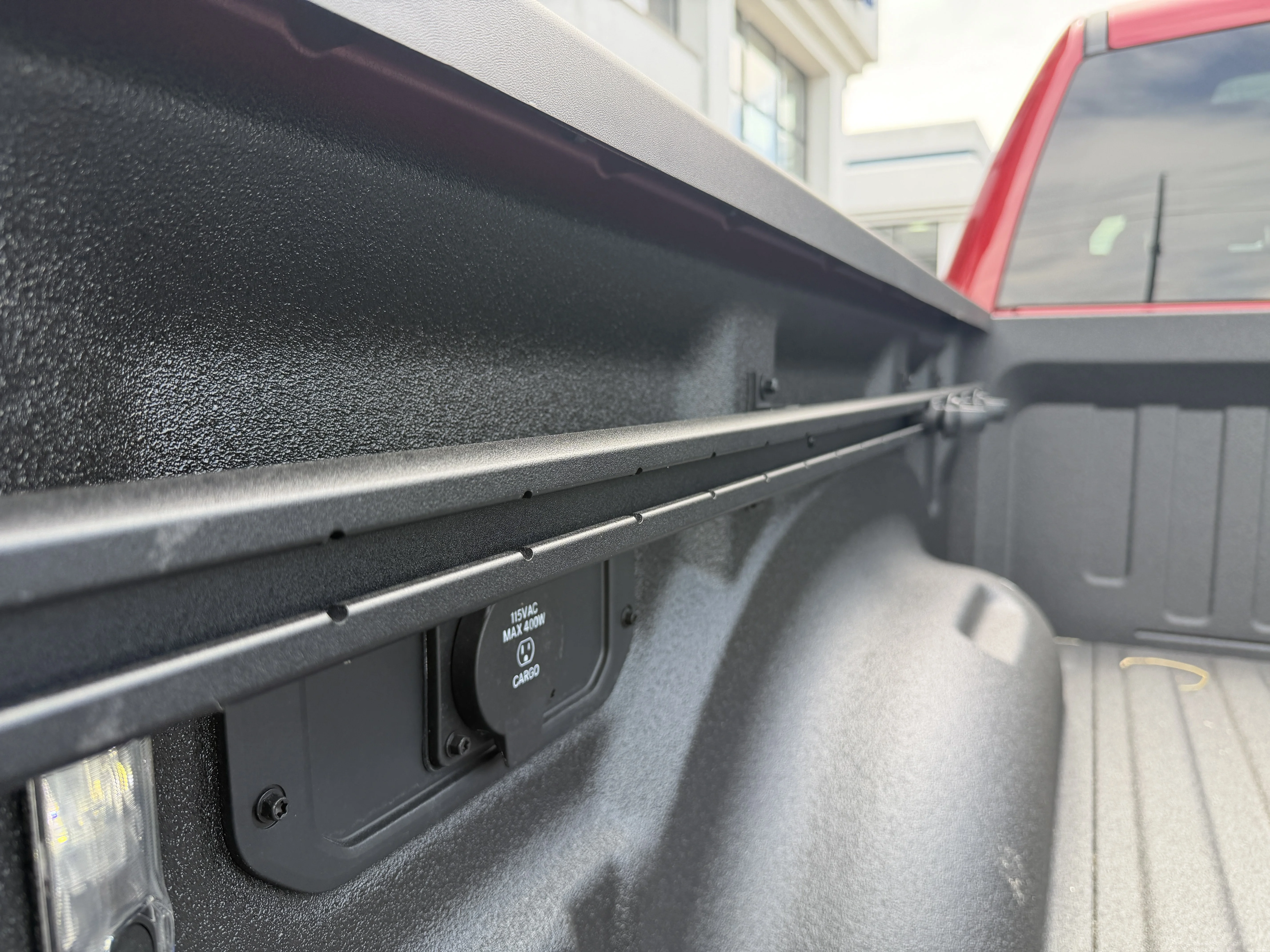 New 2026 Molten Red Pearl-Coat Exterior Paint RAM Laramie image 15