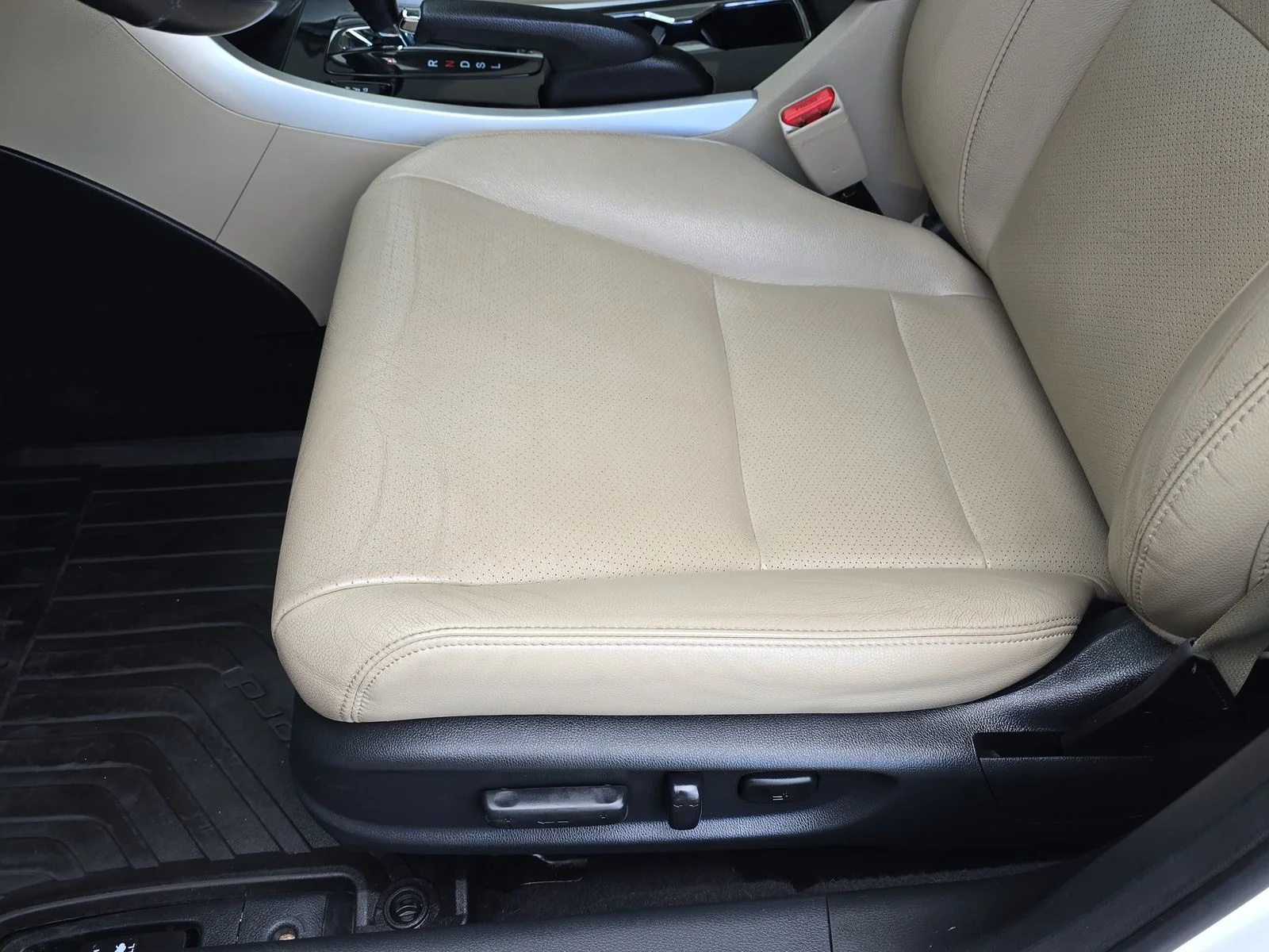 Used 2016  Honda EX-L image 30