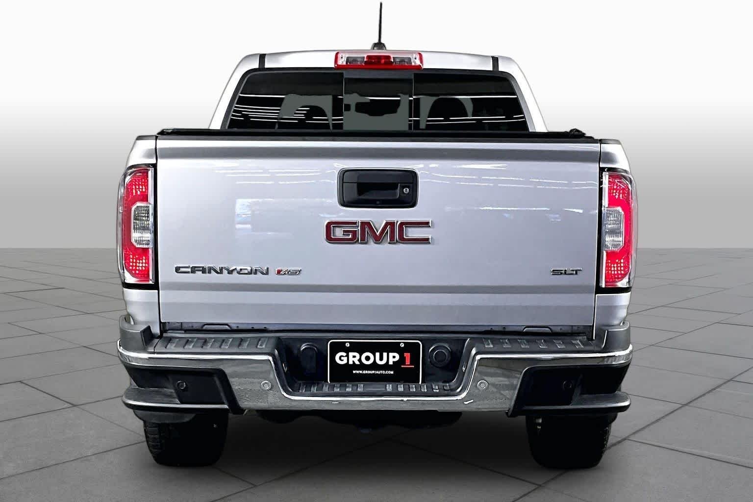 Used 2019 Quicksilver Metallic GMC 2WD SLT image 5