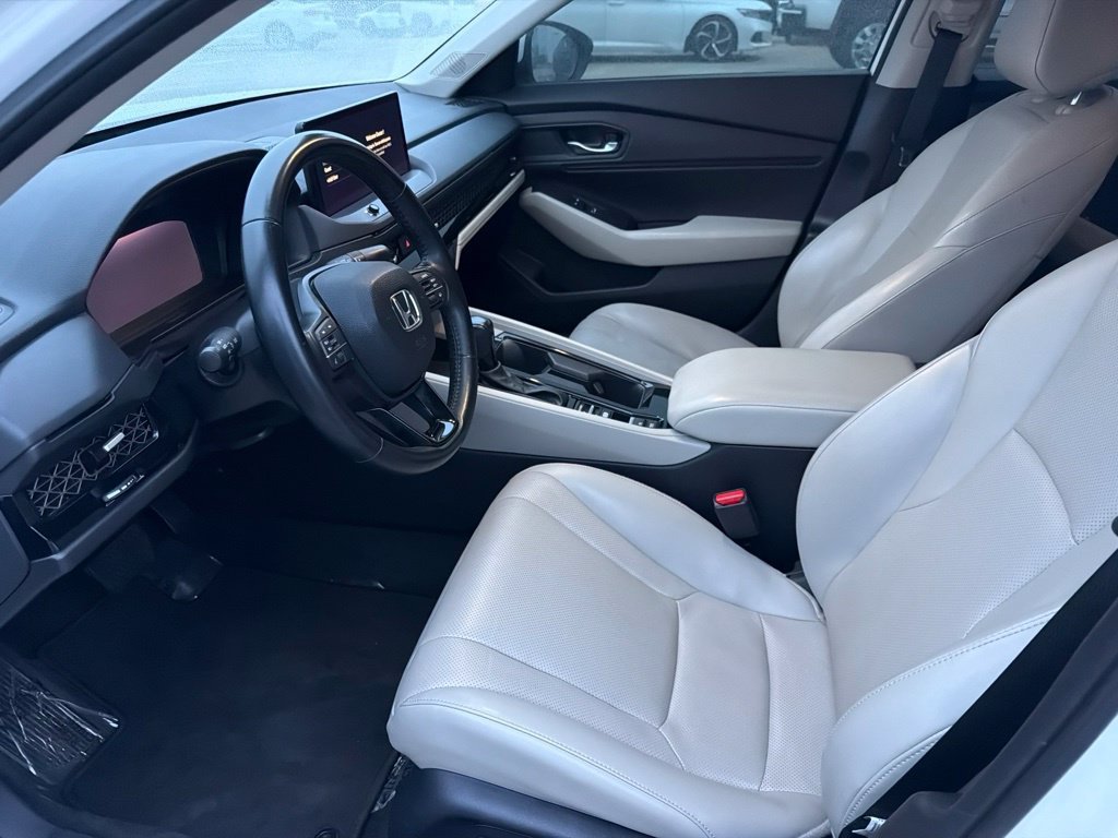 2023 Honda Accord Hybrid EX-L - Photo 8