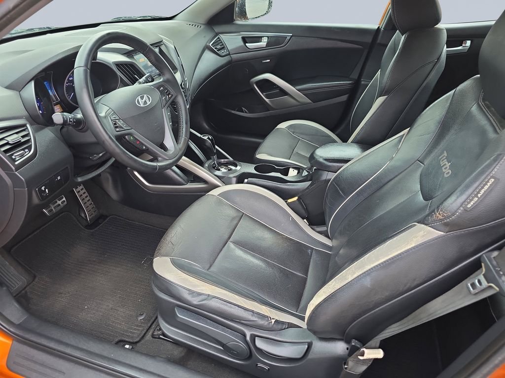 Used 2013 Vitamin C Pearl Hyundai Turbo image 10