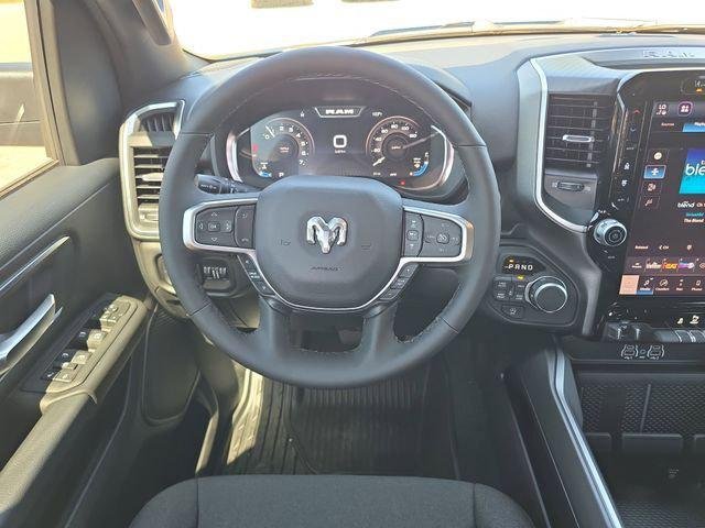 New 2026 Hydro Blue Pearl-Coat Exterior Paint RAM BIG HORN image 10