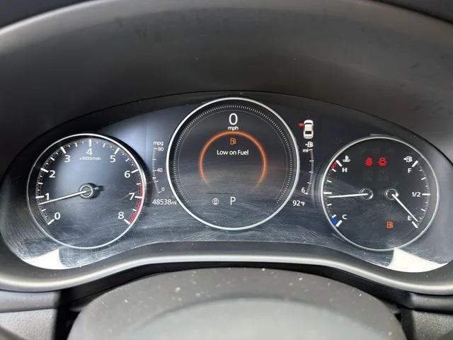 Used 2021 White Mazda Select image 15