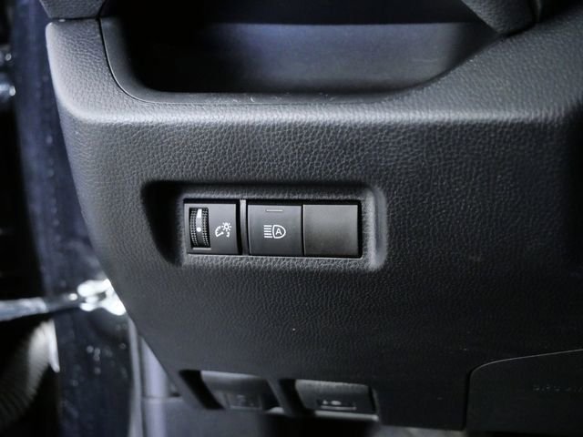 Used 2020 Black Toyota XLE image 22