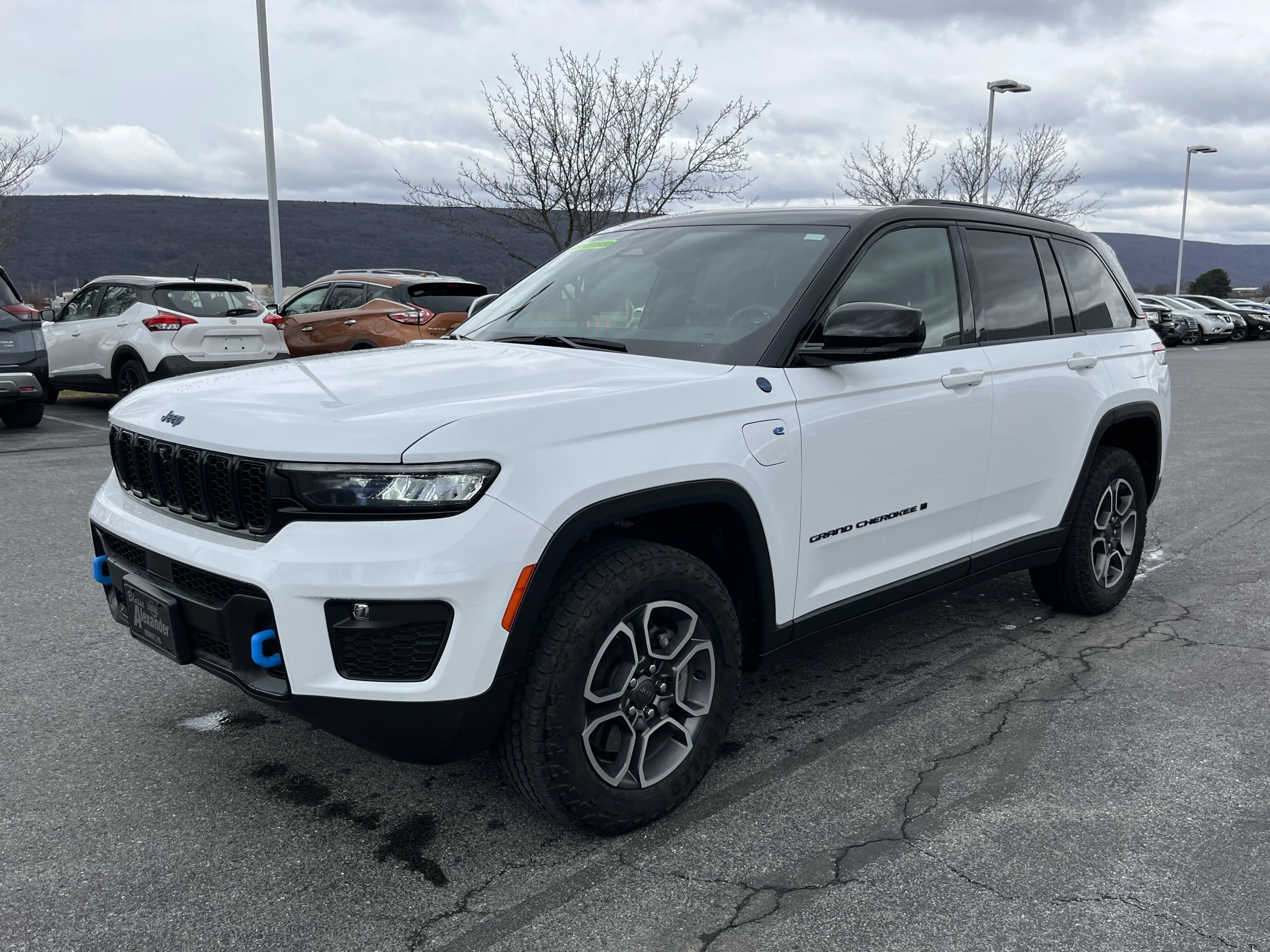 Used 2023 Bright White Clearcoat Jeep Trailhawk 4xe image 8