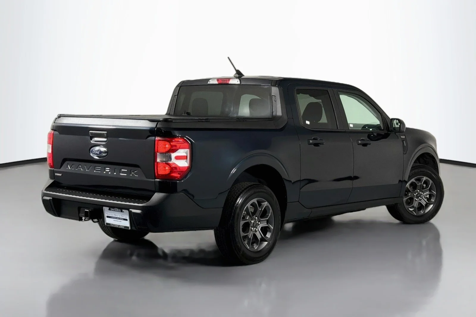 Used 2023 ALTO BLUE METALLIC Ford XLT image 11