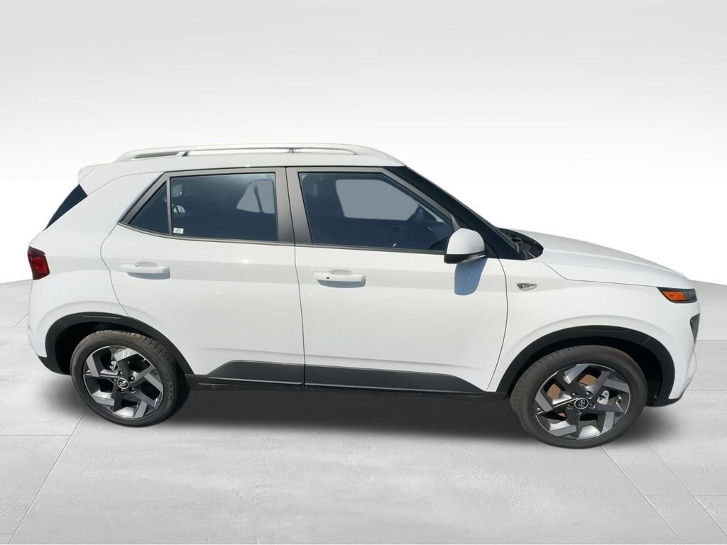 New 2026 White Hyundai SEL image 9