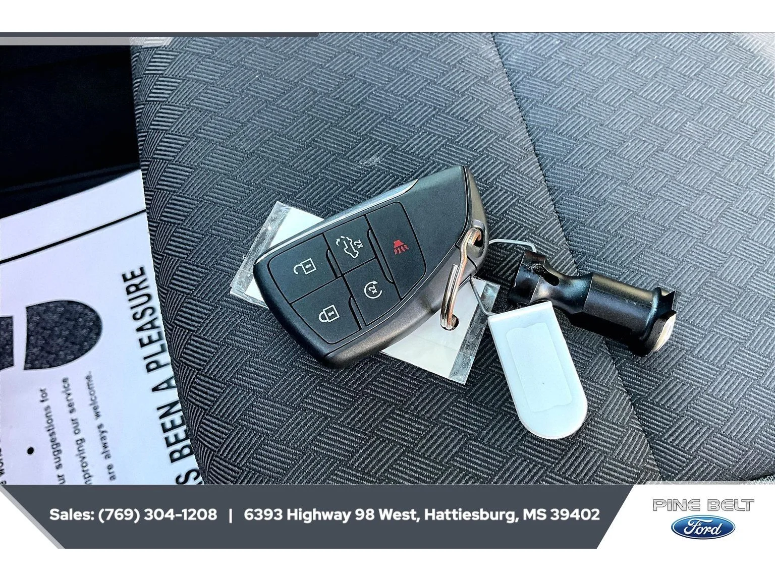Used 2026 White Sands Chevrolet RST image 9