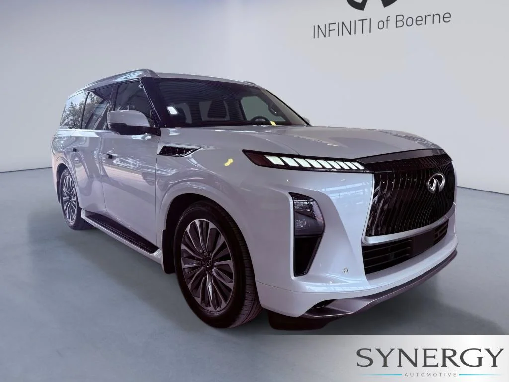 Certified Used 2026 Radiant White INFINITI LUXE image 3