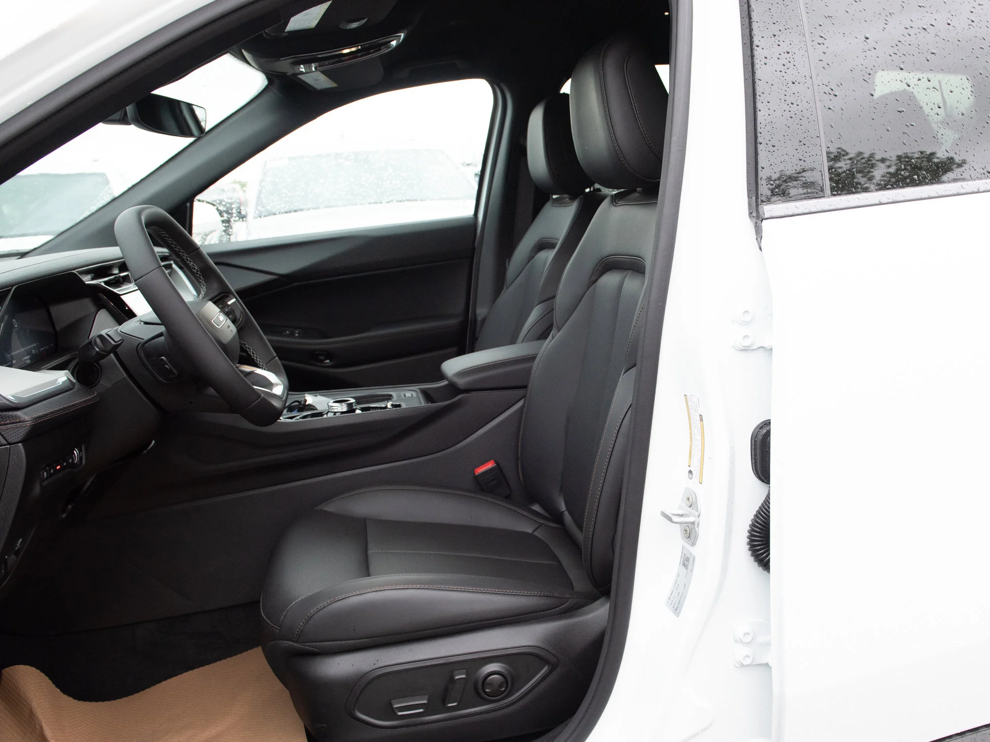 New 2026 White Jeep Limited* image 17
