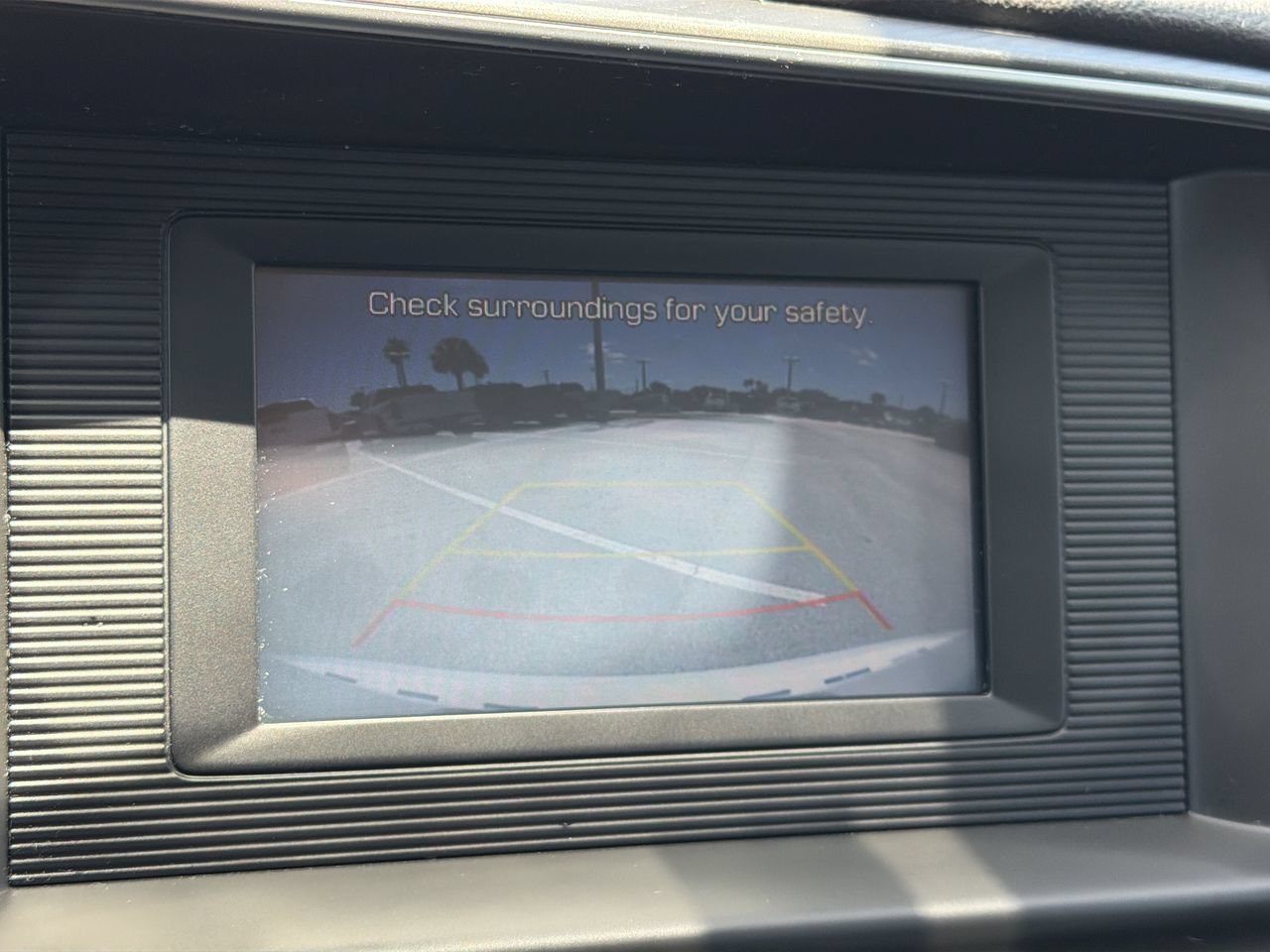 Used 2020 Quartz White Pearl Hyundai SE image 19
