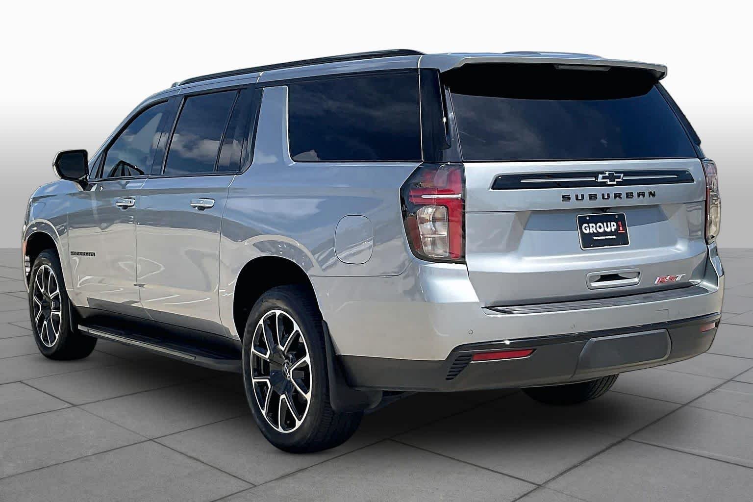 2024 Chevrolet Suburban RST - Photo 12