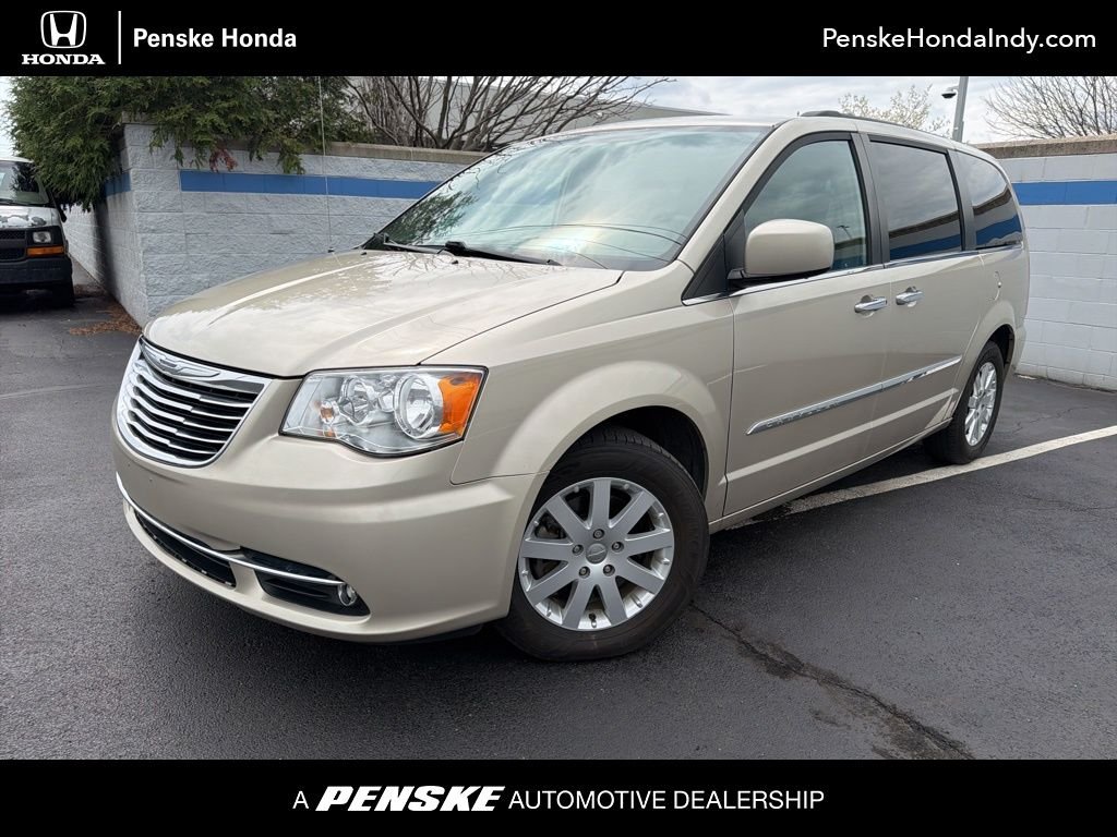 2015 Chrysler Town & Country Touring