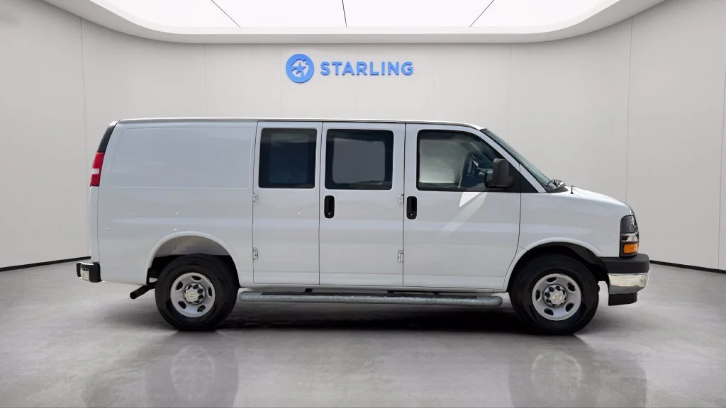 2025 Chevrolet Express Cargo Work Van - Photo 11