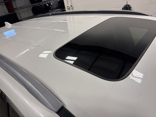Used 2021 Platinum White Pearl Honda Touring image 19