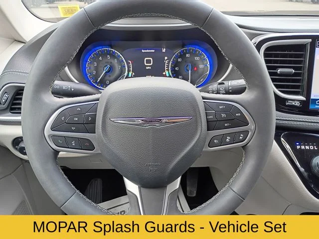 Used 2023 Gray Chrysler Touring L image 15