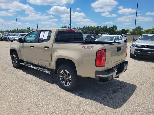 Used 2022 Sand Dune Metallic Chevrolet Z71 image 25