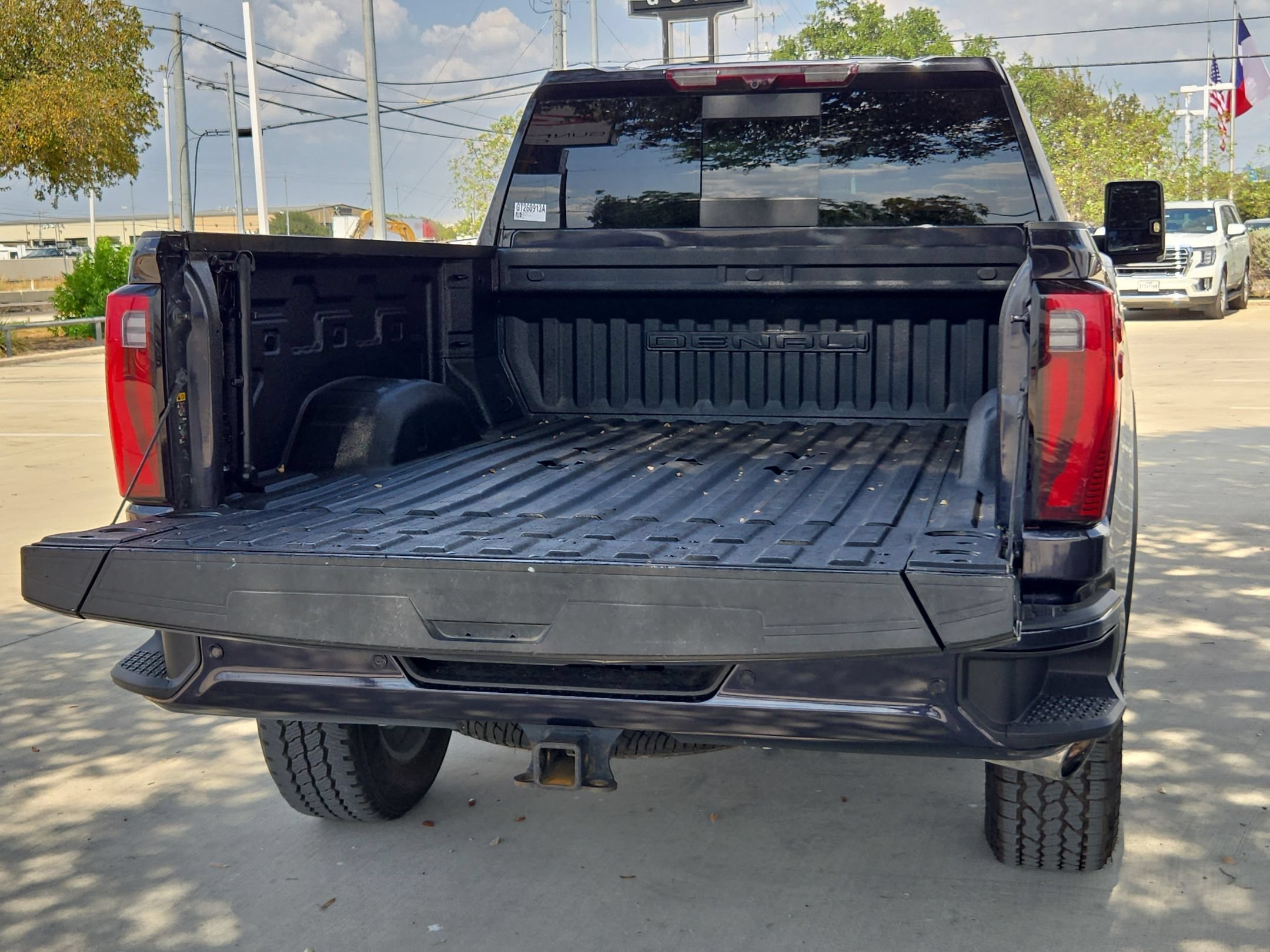 2024 GMC Sierra 2500HD Denali - Photo 23
