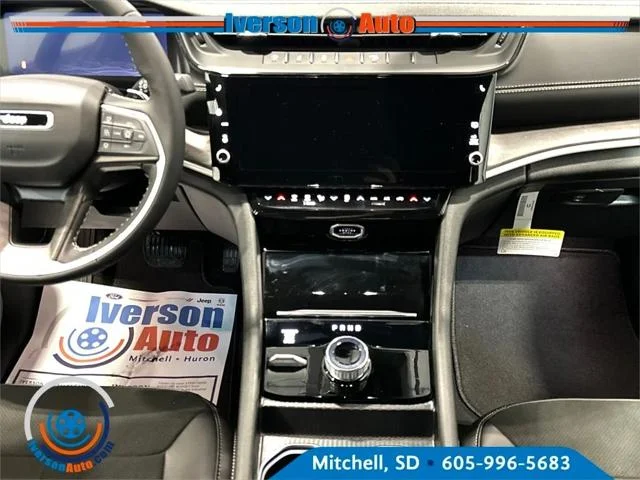 2026 Jeep Grand Cherokee Laredo - Photo 24