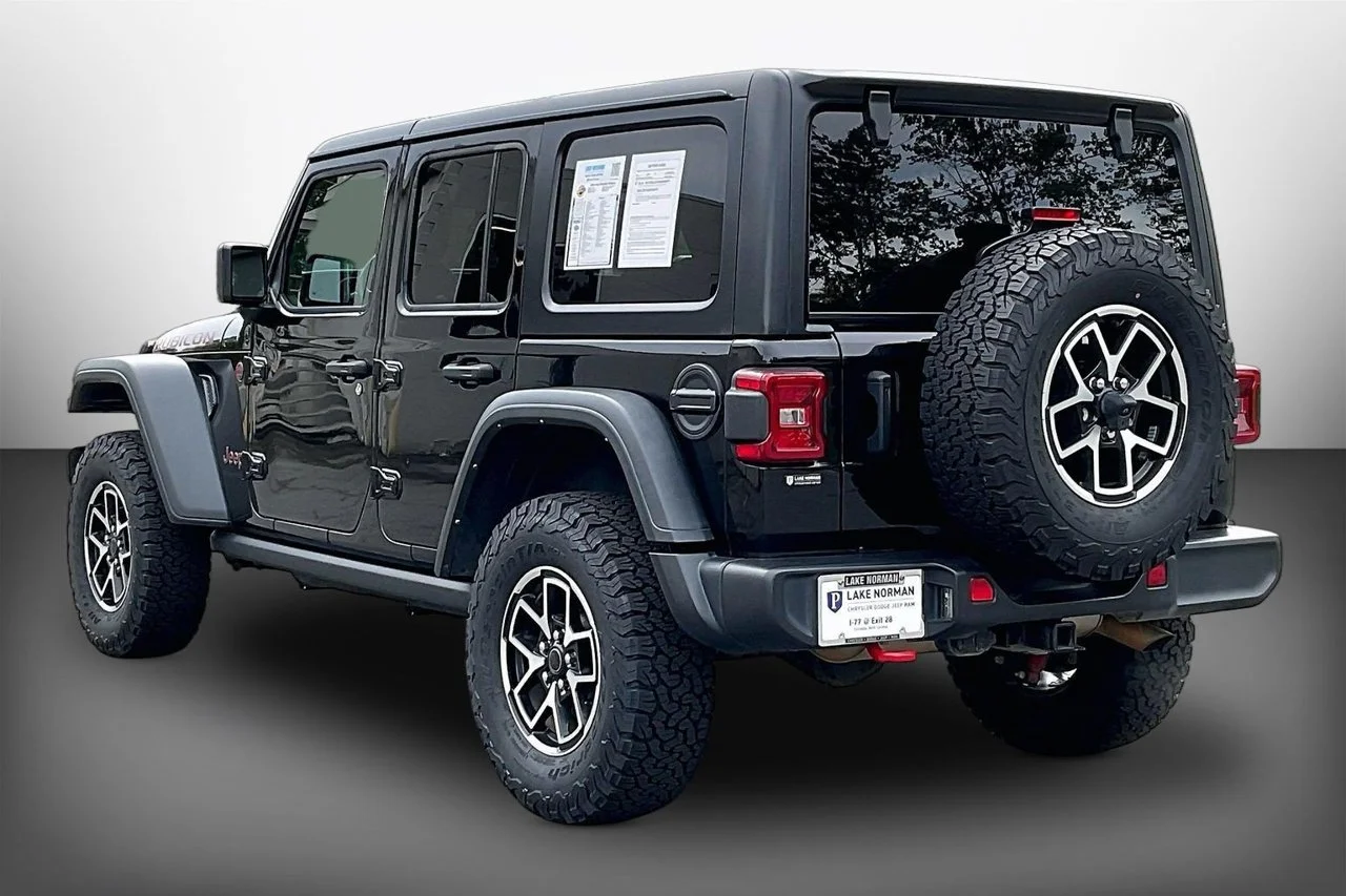 Certified Used 2024 Black Jeep Rubicon image 6