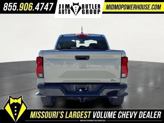 New 2026 White Sands Chevrolet Trail Boss image 18