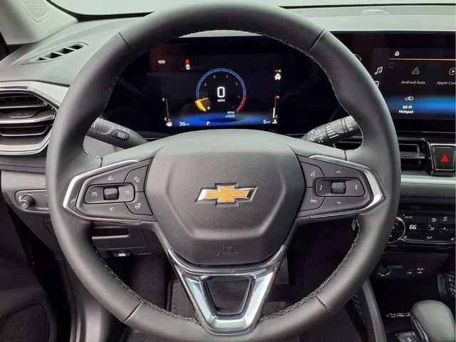 New 2026 Mosaic Black Metallic Chevrolet LT image 8