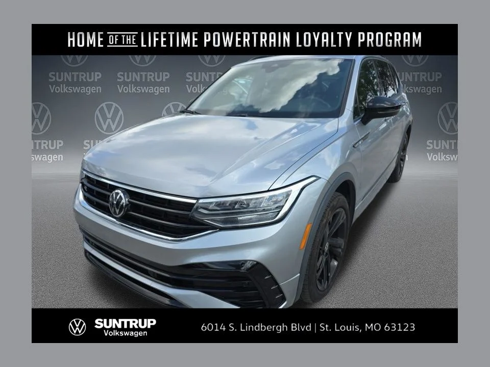 2023 Volkswagen Tiguan 2.0T SE R-Line Black's photo