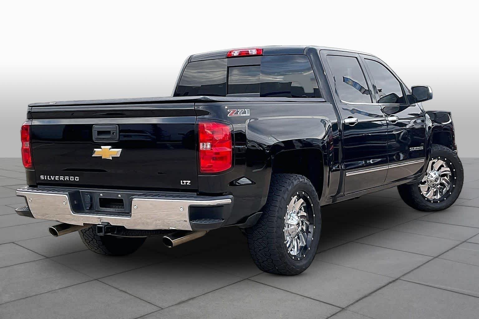 Used 2015 Black Chevrolet LTZ image 12