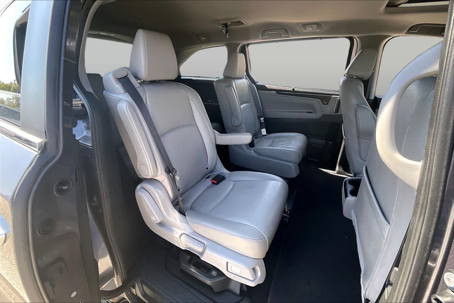 Used 2019 Modern Steel Metallic Honda EX-L image 19