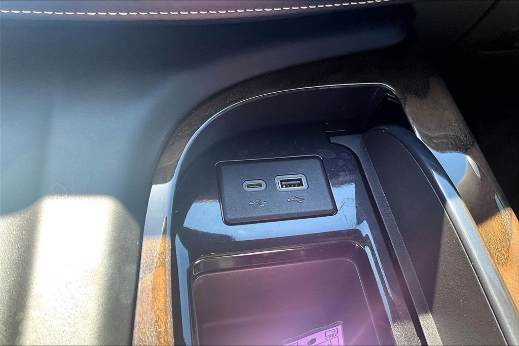 Used 2024 Gray Cadillac Sport Platinum image 25