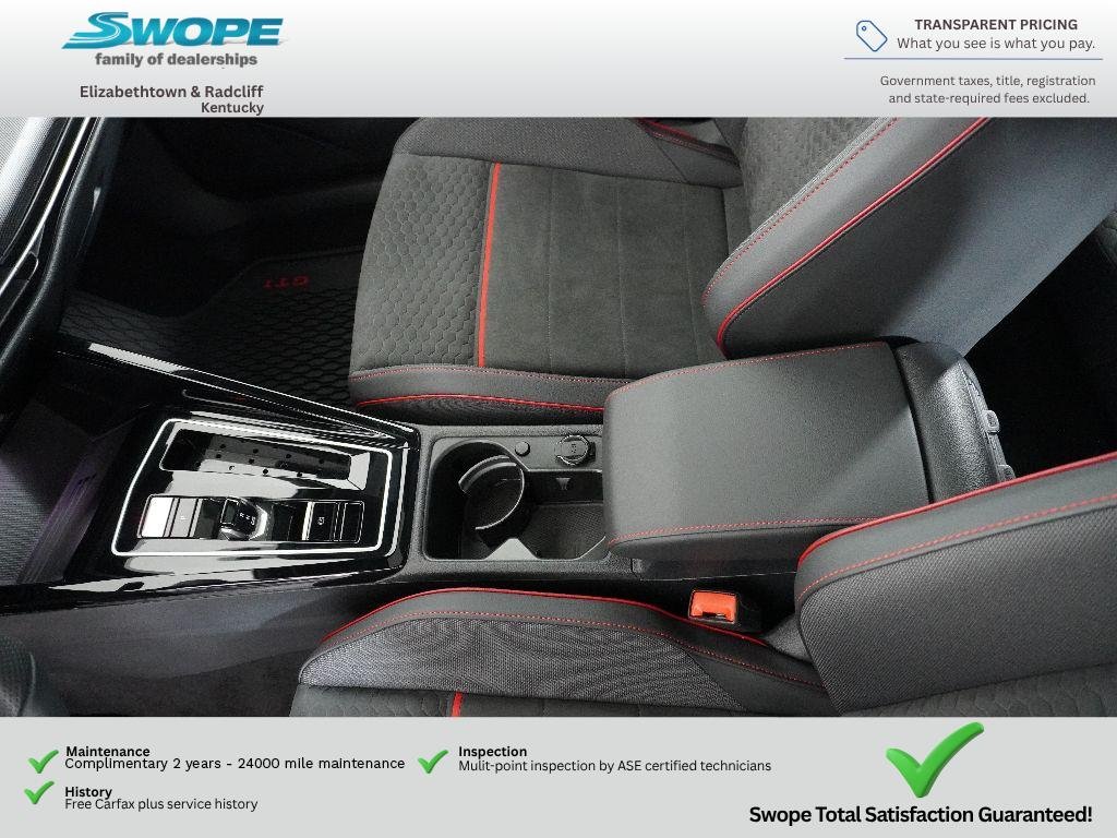 Used 2025 Moonstone Gray Volkswagen SE image 29