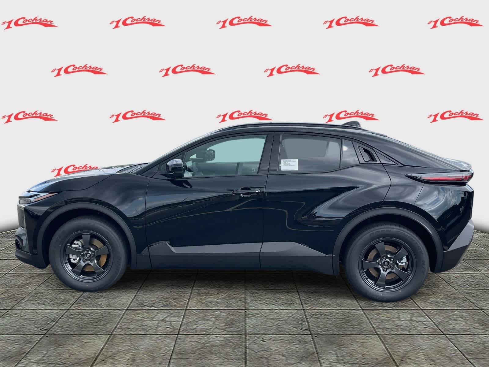 2026 Toyota C-HR SE - Photo 6