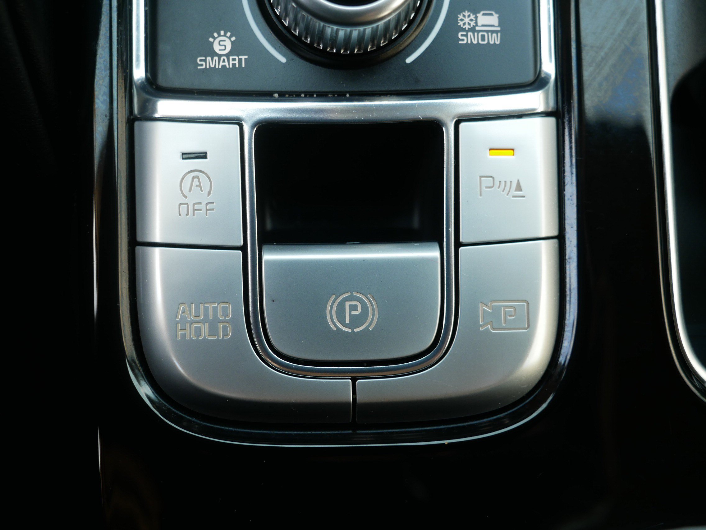 Certified Used 2024 Glacial White Pearl Kia SX image 31