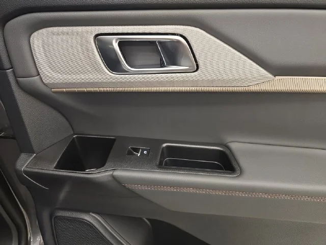 New 2026 Carbonized Gray Metallic Ford Active image 16