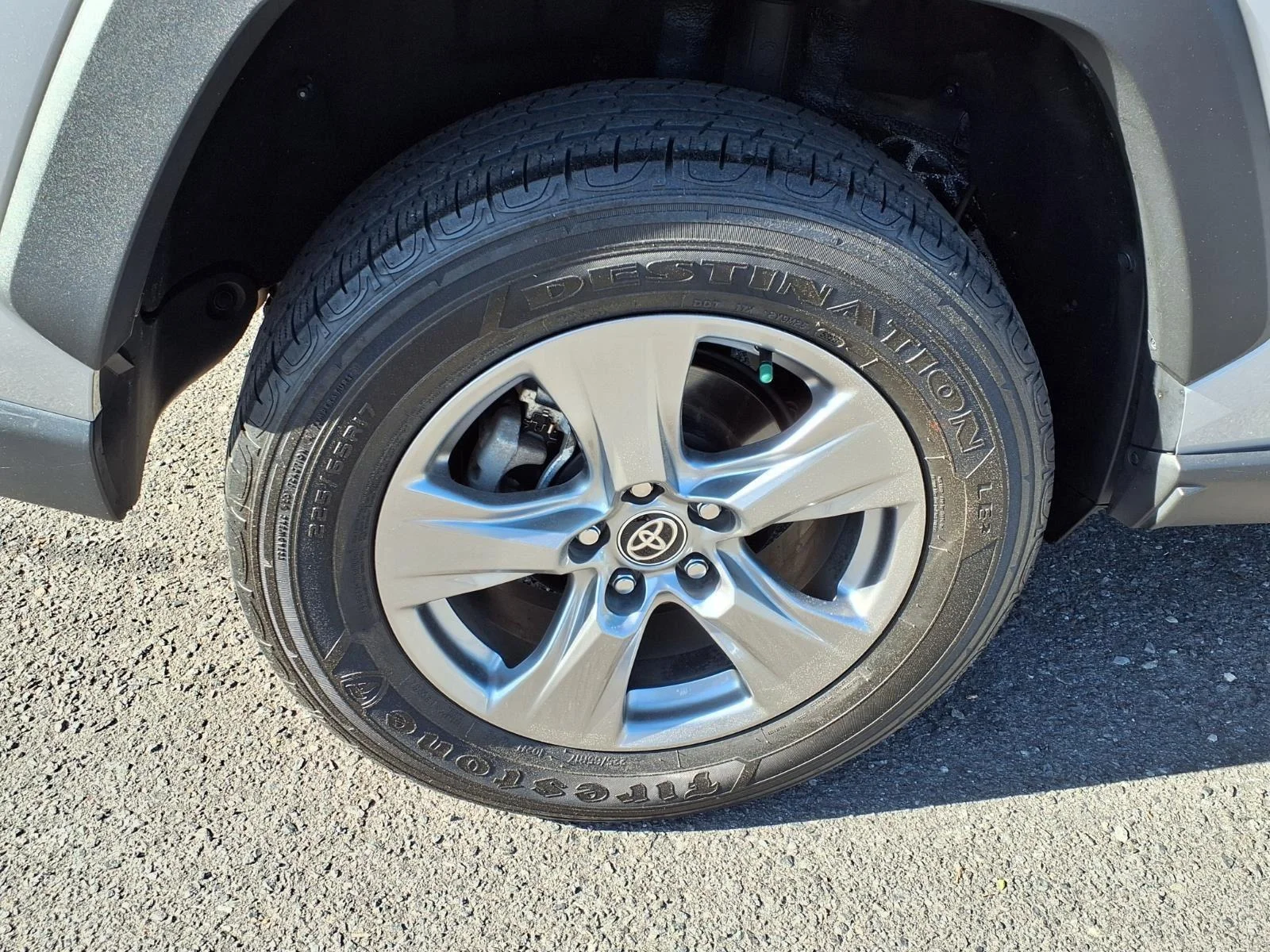 Used 2024  Toyota XLE image 11