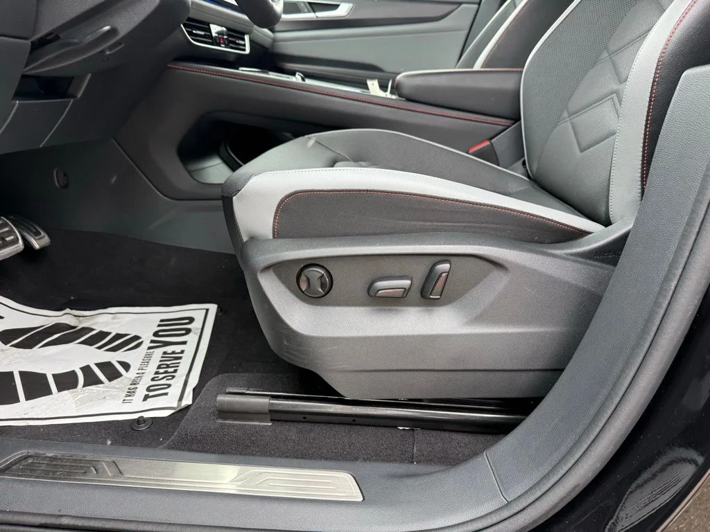 2024 Volkswagen Atlas Atlas Peak Edition - Photo 12
