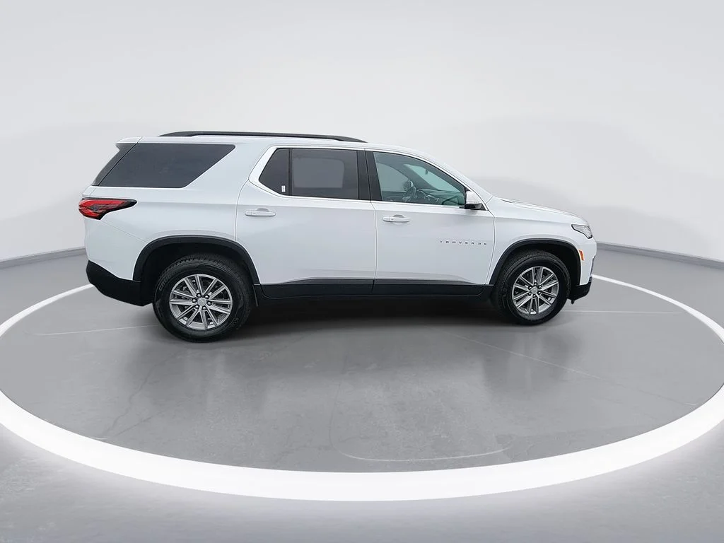 Used 2023 White Chevrolet LT image 9