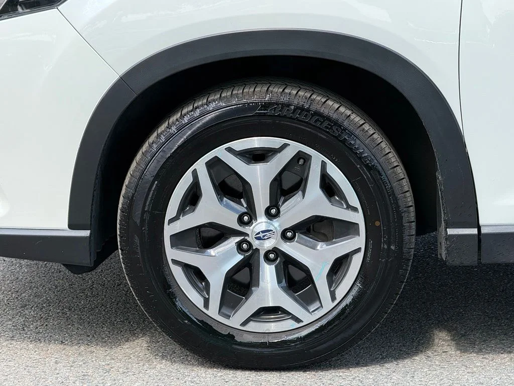 Used 2024 White Subaru Premium image 6