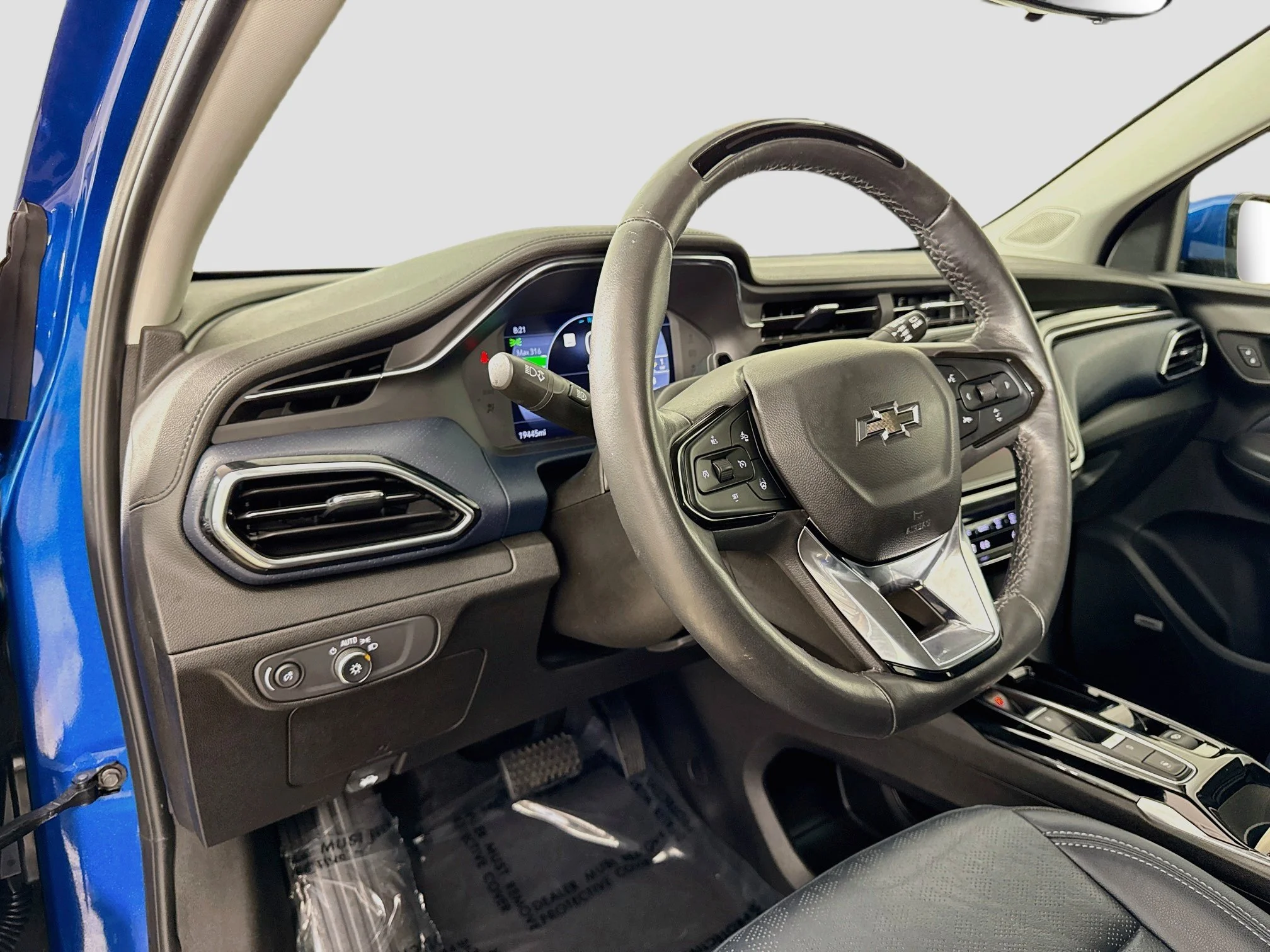 Used 2023 Bright Blue Metallic Chevrolet Premier image 11