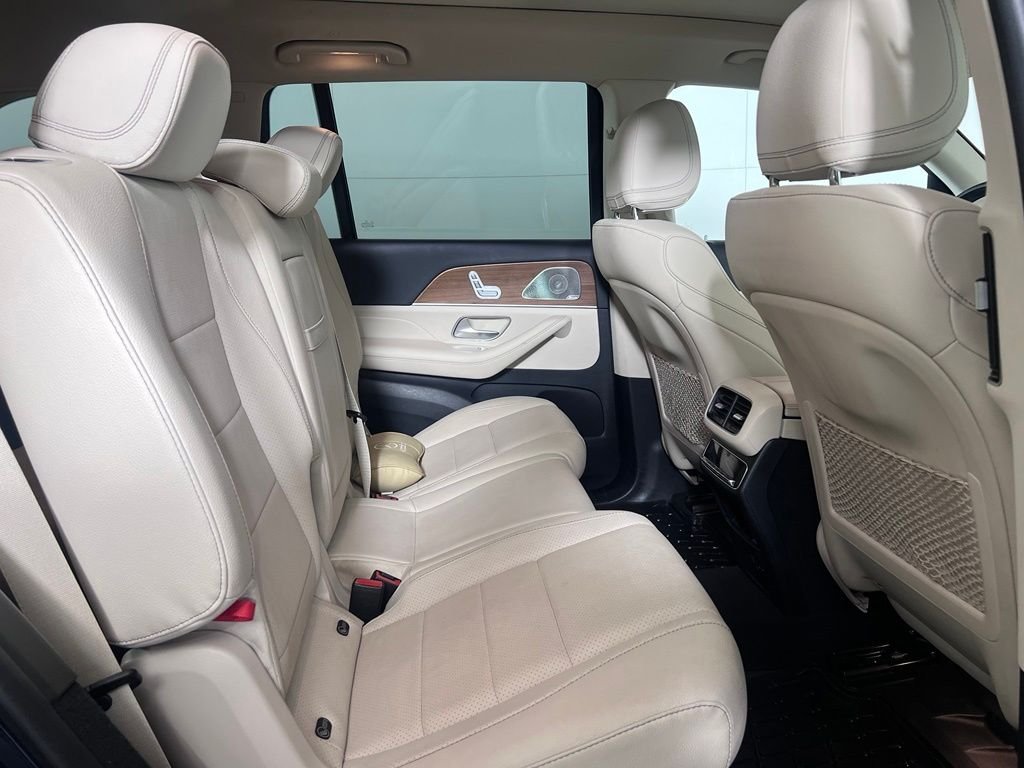 Used 2021  Mercedes-Benz GLS 450 image 23