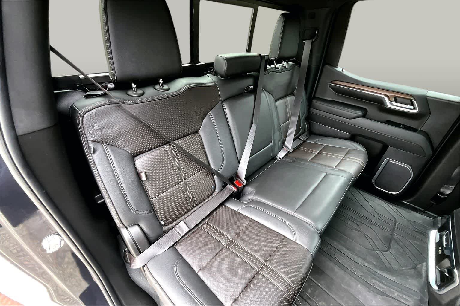 Used 2023 Dark Ash Metallic Chevrolet High Country image 20