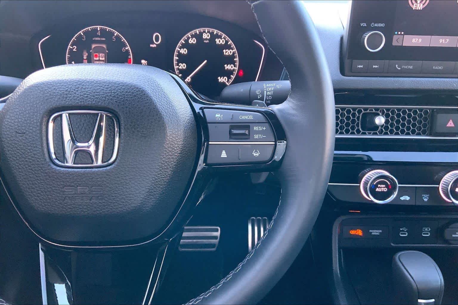 Used 2025 Platinum White Pearl Honda Sport image 24