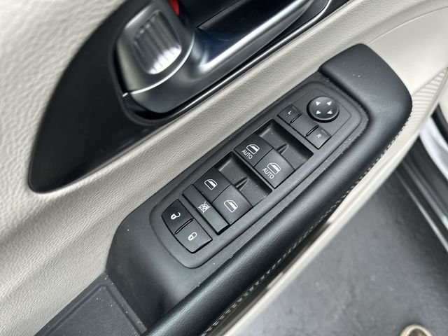 Used 2023 Gray Chrysler Touring L image 18