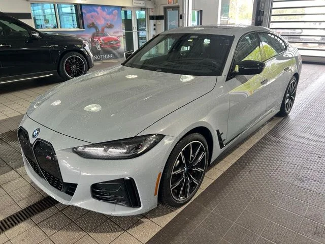 Used 2023 BMW i4 M50 with VIN WBY33AW08PFP86489 for sale in Northbrook, IL