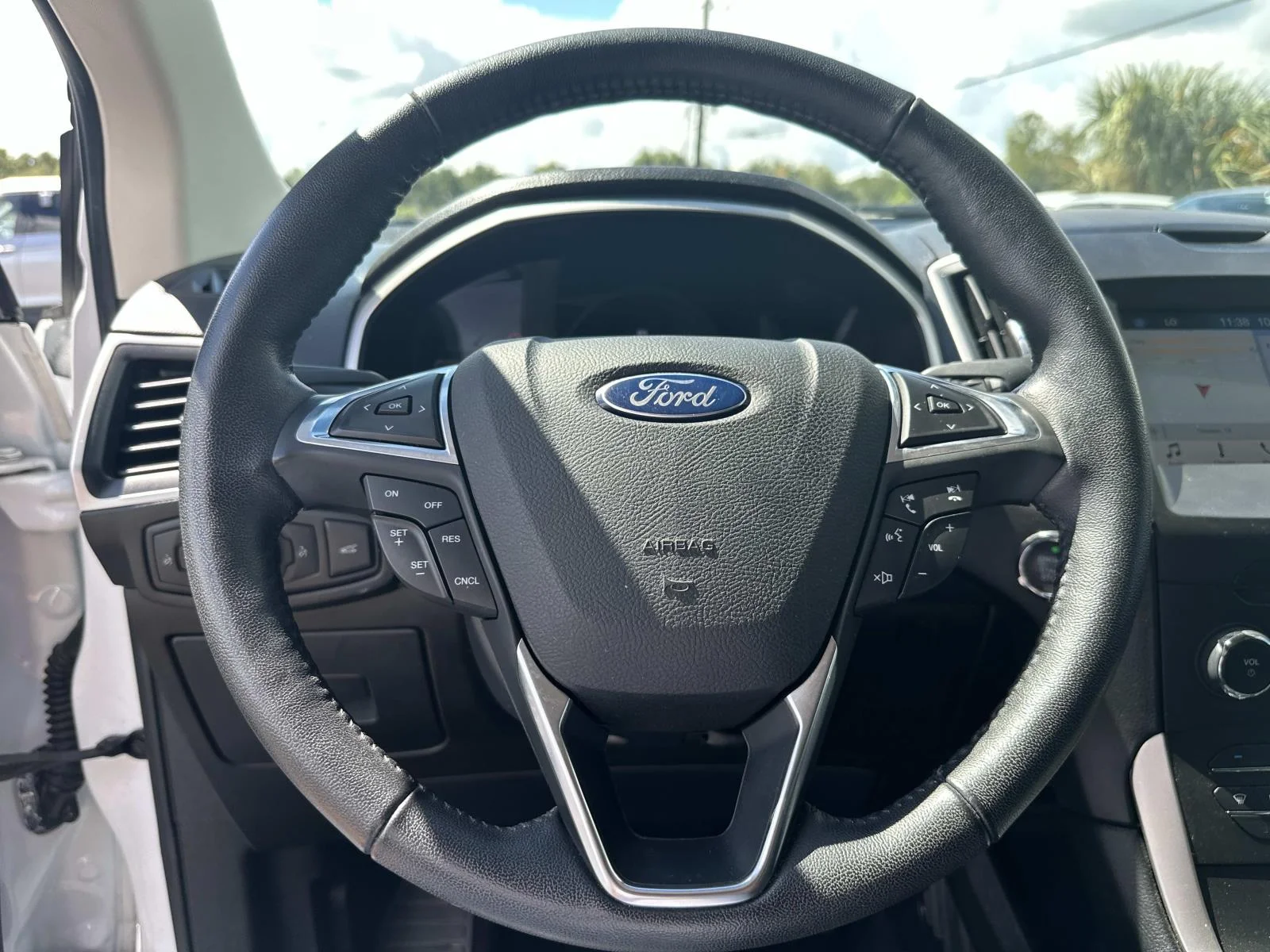 Used 2017 White Ford SEL image 13