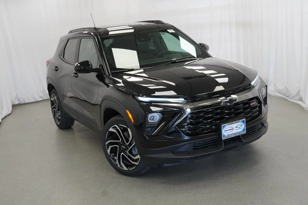 New 2026 Mosaic Black Metallic Chevrolet RS image 34
