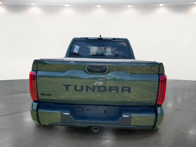 Used 2023 Green Toyota SR5 image 17