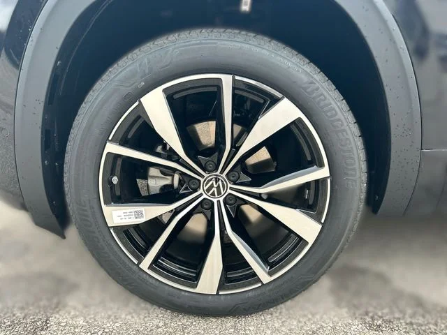 New 2026 Black Volkswagen 2.0T SEL Premium R-Line image 11
