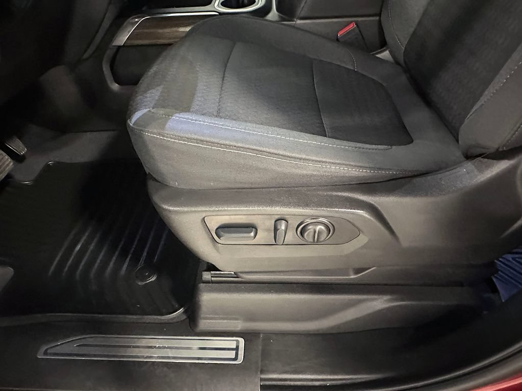 Used 2022 Cherry Red Tintcoat Chevrolet RST image 19
